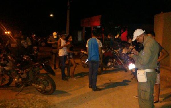 Suspeito de tráfico foi flagrado com cocaína Foto: pm