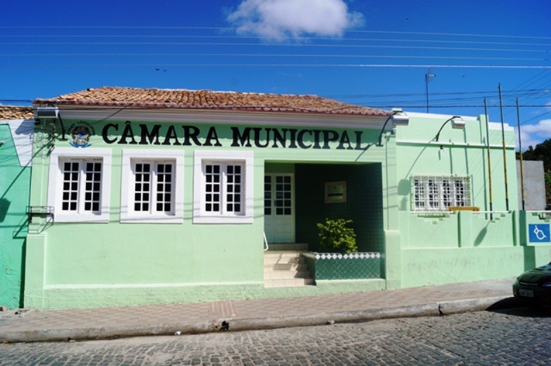 camaraaaa-1
