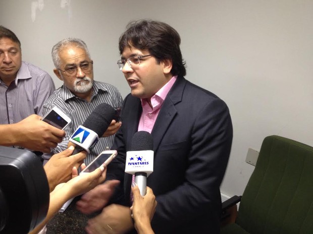 Secretário de fazenda, Rafael Fonteles, admite severo contigenciamento  (Foto: Gustavo Almeida/G1) 